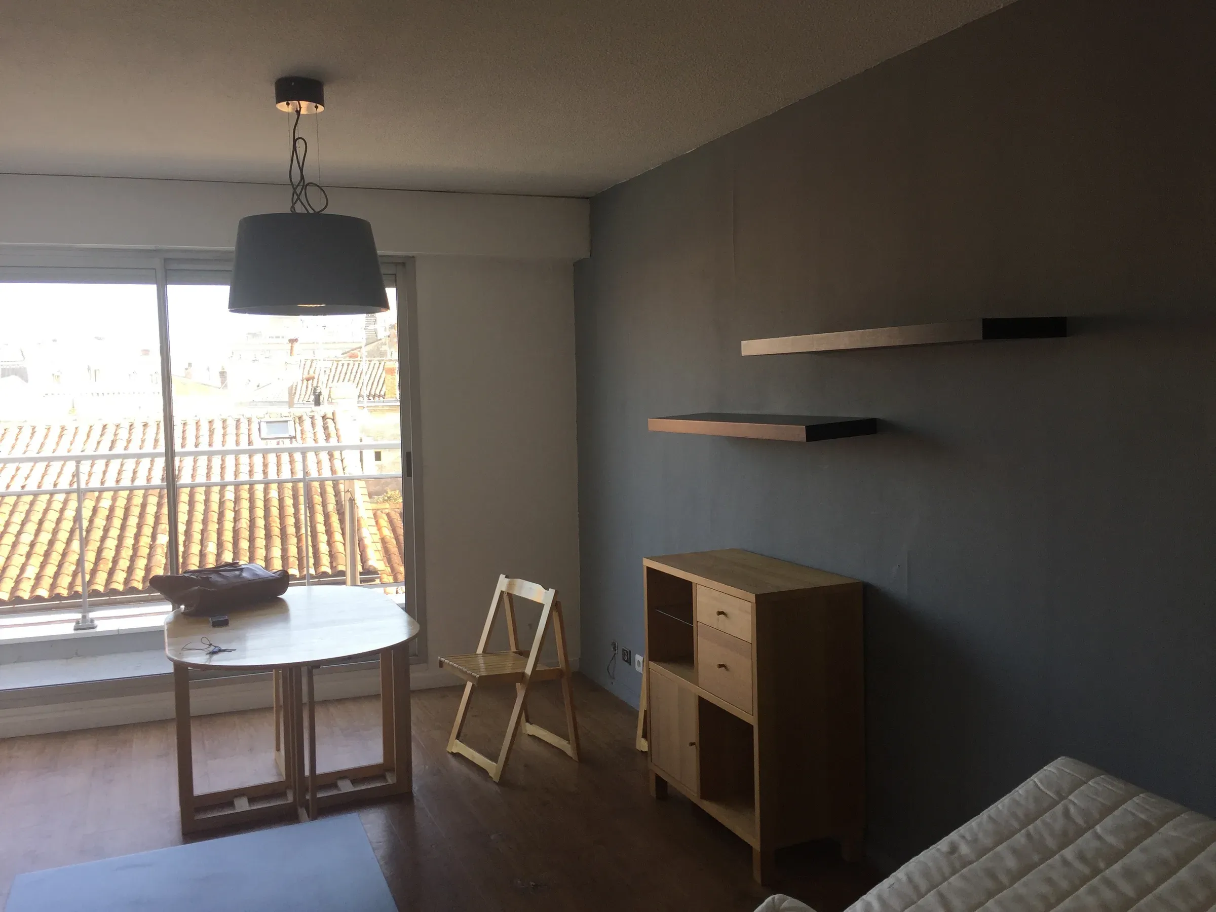 Décoration d'un appartement de 45 m² en location à Bordeaux — photo 1