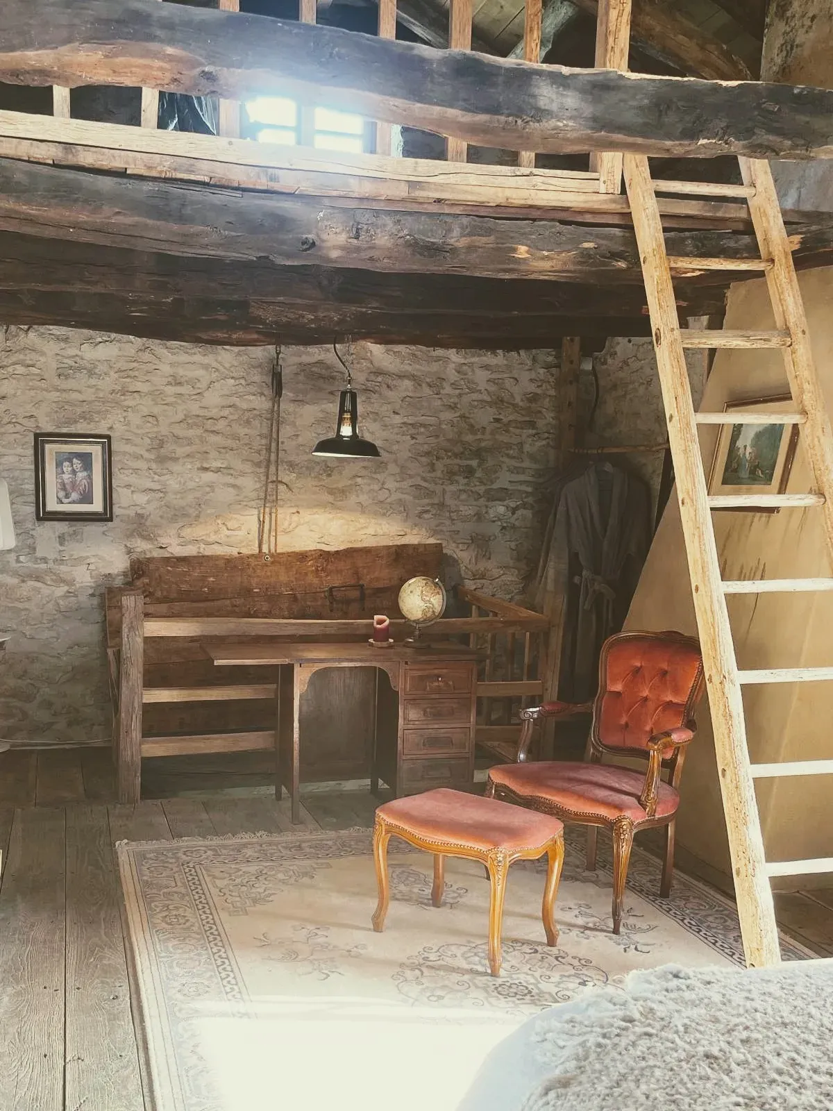 Décoration d'une vieille maison en pierres de 100 m² — photo 5